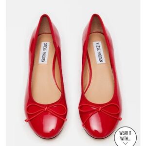 STEVE MADDEN CHEERY RED BALLET FLATS